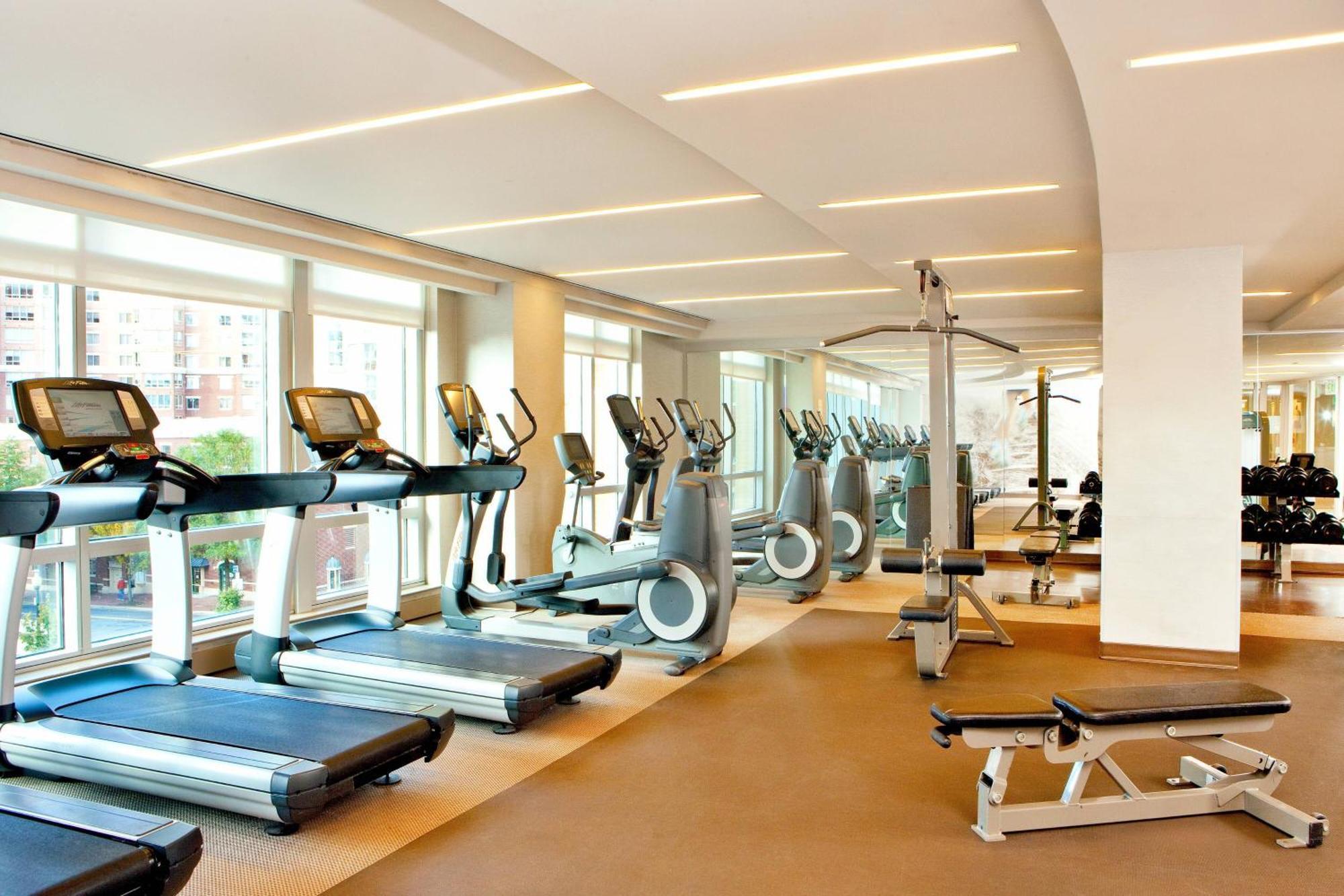 מלון The Westin Alexandria Old Town מראה חיצוני תמונה